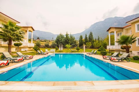 Garden view, Mountain view, Pool view