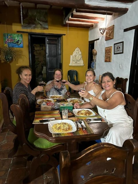 Food and drinks, Dining area, Guests, group of guests