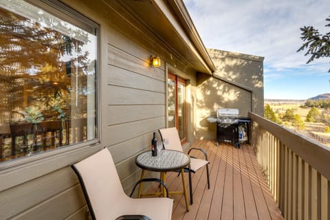 Cozy Flagstaff Condo in Country Club Community! Apartment in Flagstaff