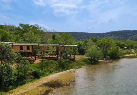 Waterfront Sky Cabin 3 House in Canyon Lake