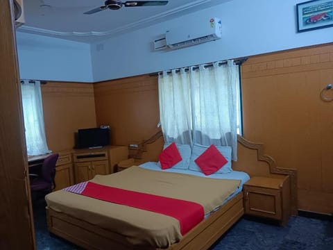 New Vivegam Home Stay Nature lodge in Coimbatore