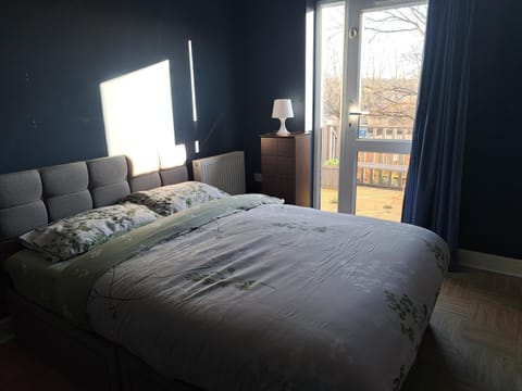 Delightful double room in home Vacation rental in Nottingham