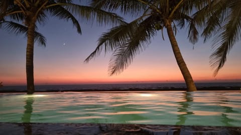 Property building, Pool view, Sea view, Swimming pool, Sunset