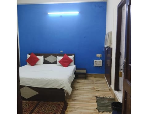 Amar Prem Hotel, lucknow Vacation rental in Lucknow