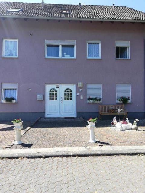 Holzfeld Kleeblatt Apartment in Boppard