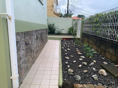 Eden Lane Bungalow House in Dominica