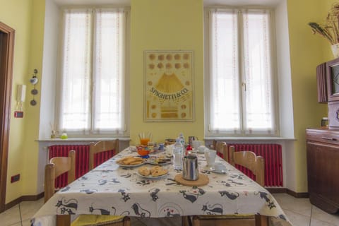 B&B - Il Portichetto Bed and Breakfast in Asti