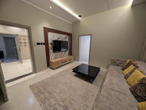 Communal lounge/ TV room, TV and multimedia, Living room, Photo of the whole room, Seating area