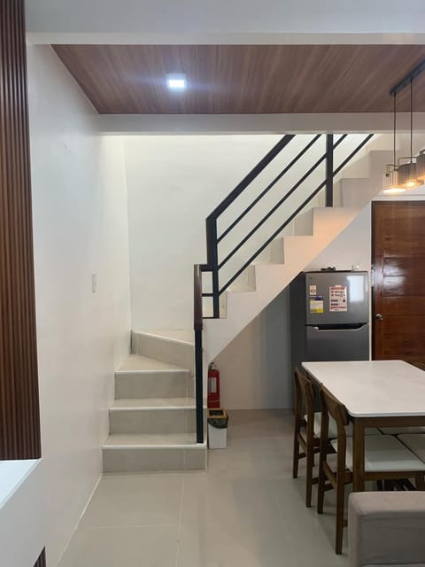 HUN'S Cozynest Apartment in Tagbilaran City