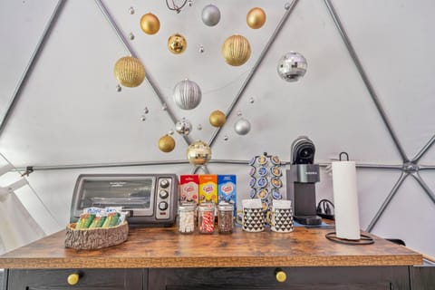 Campfire Hollow Luxury tent in Eagle Rock