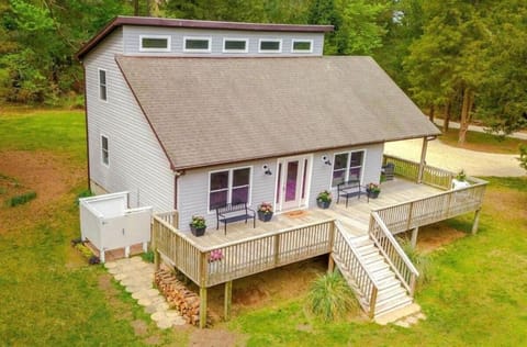 18-Acre Waterfront Sanctuary Peace and Privacy Villa in Chesapeake Bay