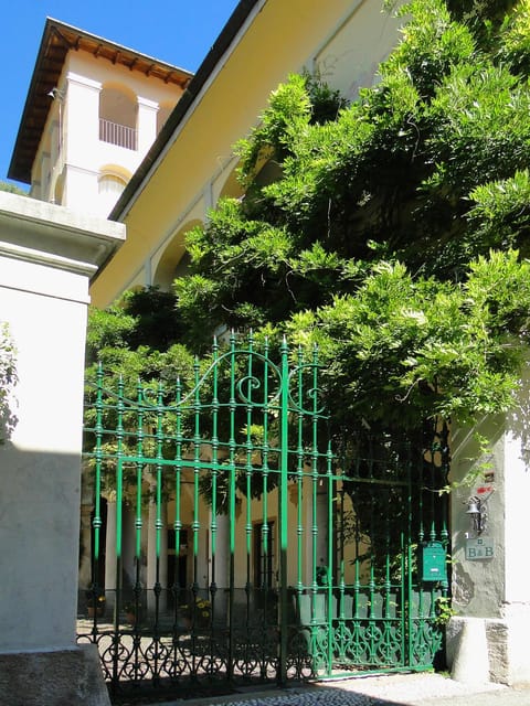 Property building, Facade/entrance, Spring, Day, View (from property/room), Other, Street view