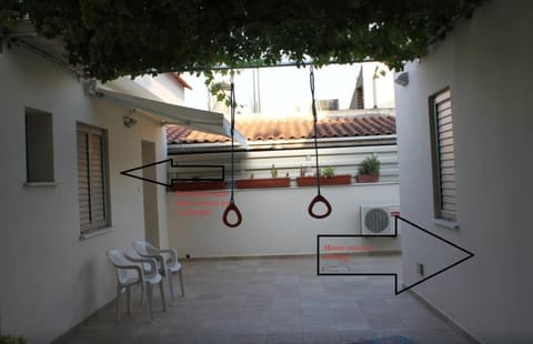 Aplus living in modern sparkling house with full privacy and WiFi House in Nicosia City