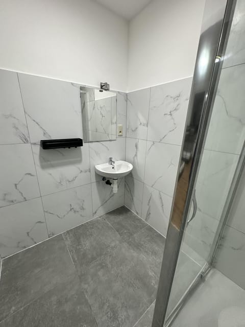 Room for 4 - Private Bathroom, Near Gare du Midi Vacation rental in Saint-Gilles