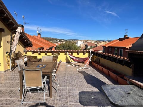 Casa de la ermita House in Sierra Norte