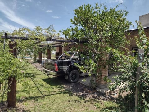 Casa con piscina, parrilla y más House with pool grill and more House in Corrientes Province, Argentina