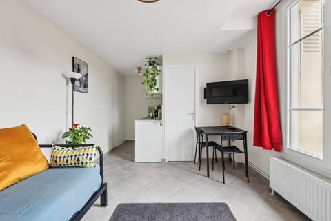 Studio Lumineux Chelles #3 Apartamento in Chelles