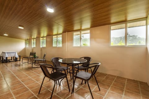 Banquet/Function facilities, Seating area