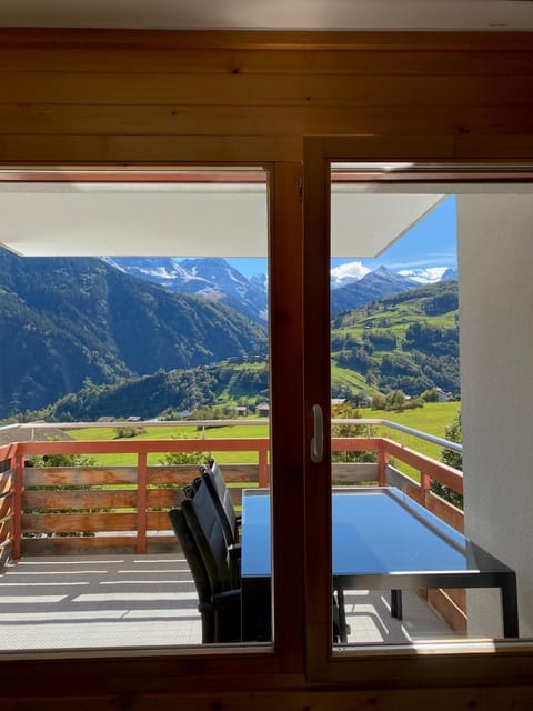 View (from property/room), Mountain view