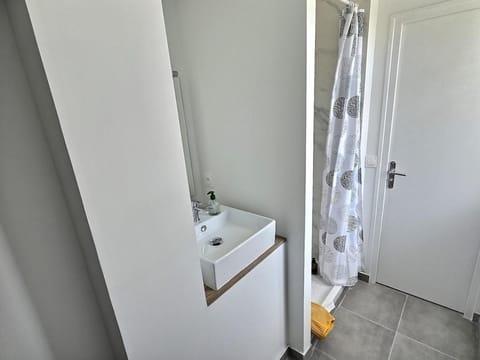 Studio Lumineux Chelles #6 Apartamento in Chelles