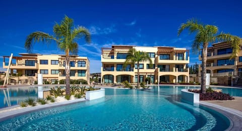 Property building, Other, Pool view, Swimming pool, Swimming pool