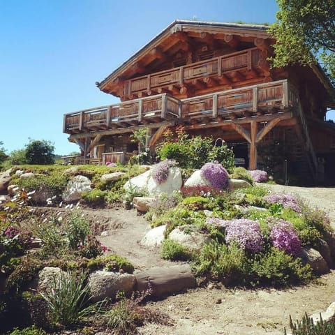 Property building, Spring, Garden, Garden view