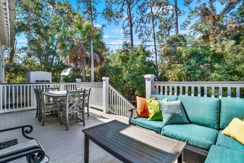 Historic Quarters at the Commissary 3 Unit Estate Apartment in Tybee Island