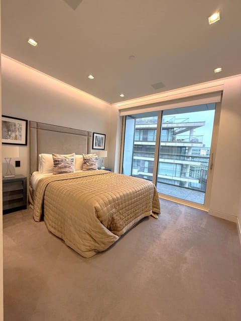 Tower Bridge Amazing View Luxury 3 Bedrooms Residence Apartment in London Borough of Southwark