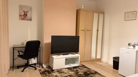 TV and multimedia, Bedroom