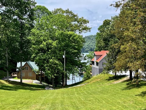 Deerfield Hideaway at Old Rocky home House in Norris Lake