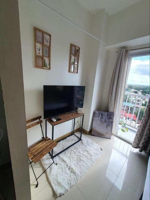 Bright place Apartment in Las Pinas