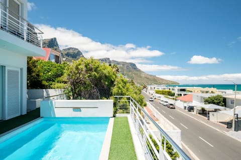 Property building, Neighbourhood, Mountain view, Sea view, Street view, Swimming pool, Swimming pool