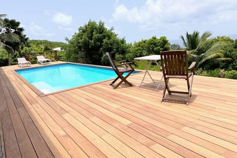 Pool view, Swimming pool, sunbed