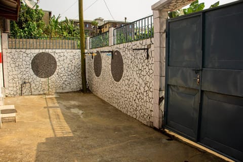 Edou Appart Apartment in Douala