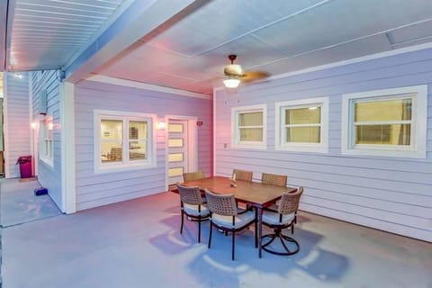 Beach Roost Beach Front Home 7 Br sleeps 20 House in Panama City Beach