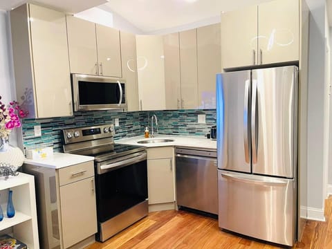 Vibrant 1BD Suite in Downtown Center City Appartement in Rittenhouse Square