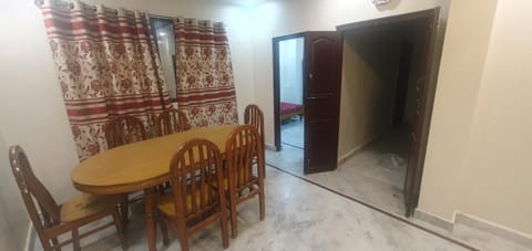 Spacious and Comfortable 3BHK for Travellers Apartment in Hyderabad