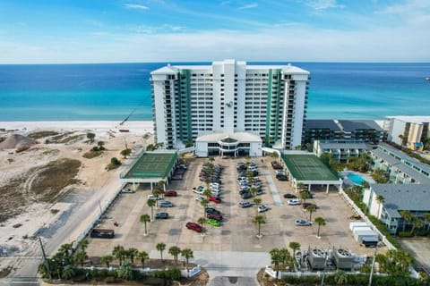 Watercrest 1404 Apartment in Lower Grand Lagoon