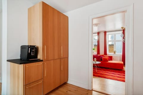 Best Location - 5 Min To Tivoli And Main Station Apartment in Frederiksberg