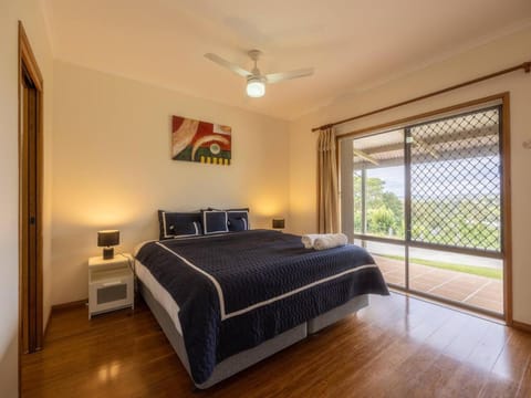 Spacious Land Area 5Bedroom Home at Sunnybank New AC House in Brisbane