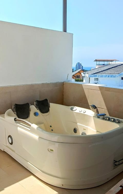 Departamento con Jacuzzi Privado Apartment in Manta