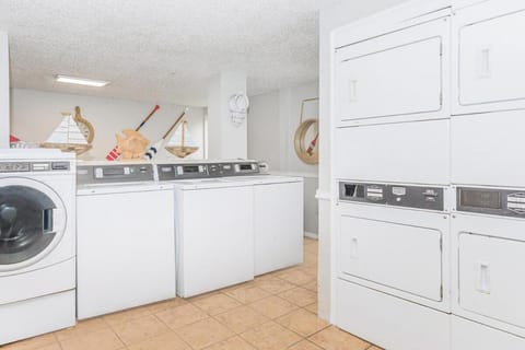 Discover Tranquility in Houston Bay Area Spacious Apartment Apartment in Nassau Bay