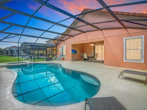 Patio, Pool view, Swimming pool, sunbed