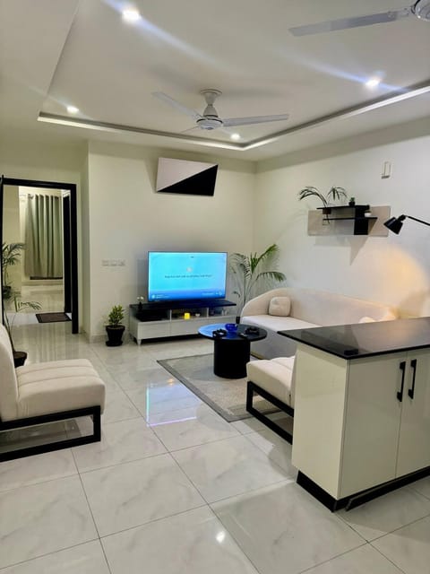 Opal Apartments Apartment in Lahore