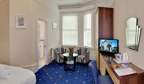 Cavendish Central Bournemouth Bed and Breakfast in Bournemouth
