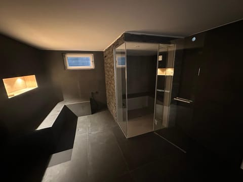 Sauna, Sauna, Spa and wellness centre/facilities