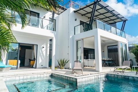 Property building, Pool view, sunbed