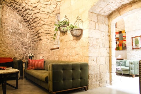 Al-Hakim Boutique Hotel Old Town Nazareth Bed and Breakfast in North District