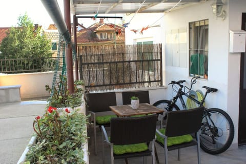 Property building, Balcony/Terrace, Quiet street view