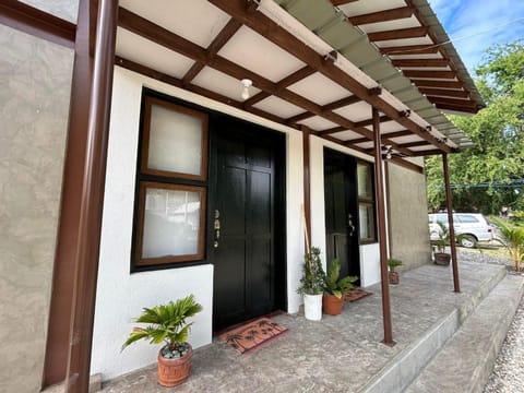 Cione beach house Villa in San Juan